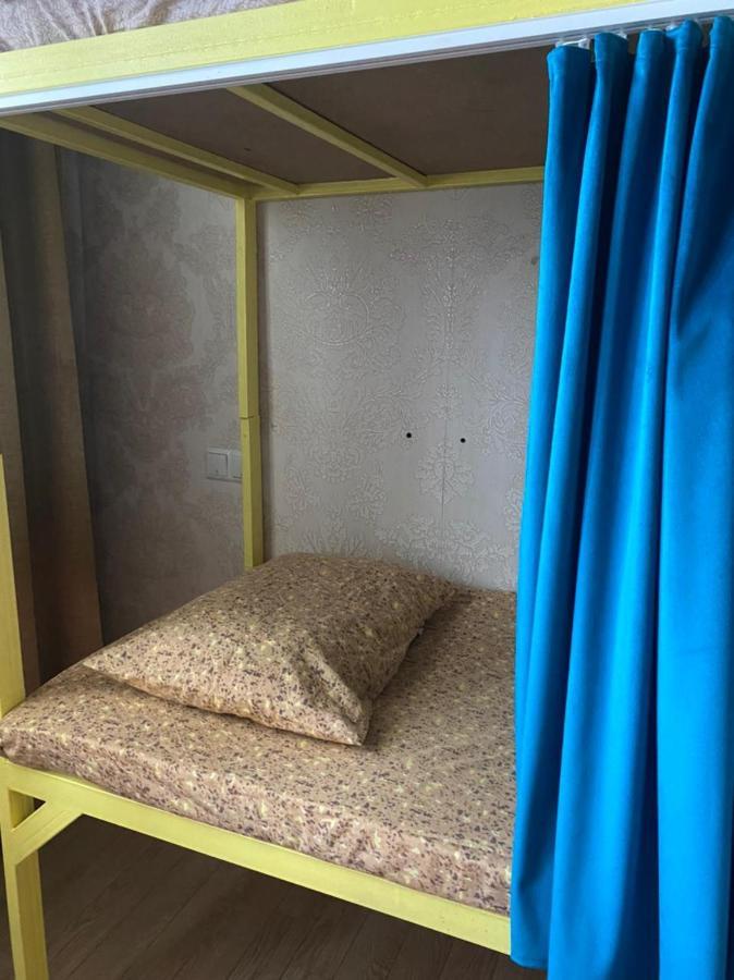 Room Hostel Dostyk Almaty Ngoại thất bức ảnh