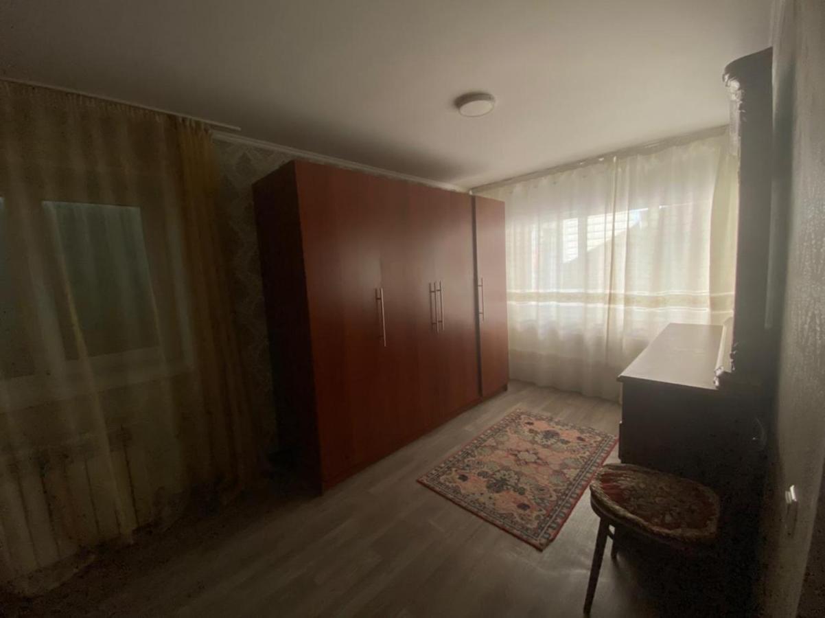 Room Hostel Dostyk Almaty Ngoại thất bức ảnh