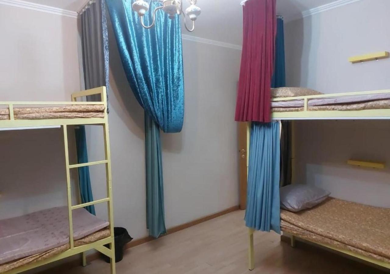 Room Hostel Dostyk Almaty Ngoại thất bức ảnh