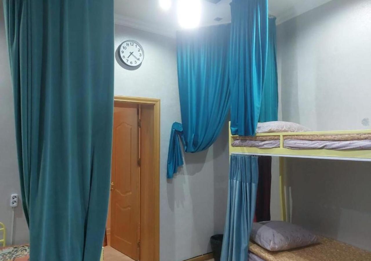 Room Hostel Dostyk Almaty Ngoại thất bức ảnh