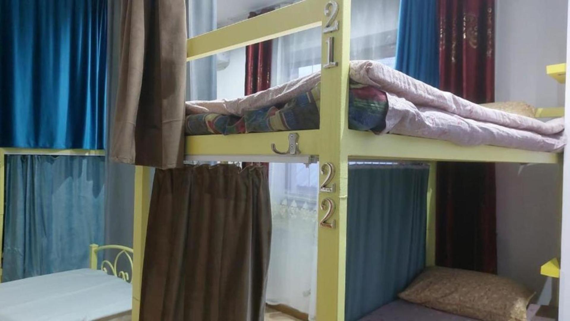 Room Hostel Dostyk Almaty Ngoại thất bức ảnh