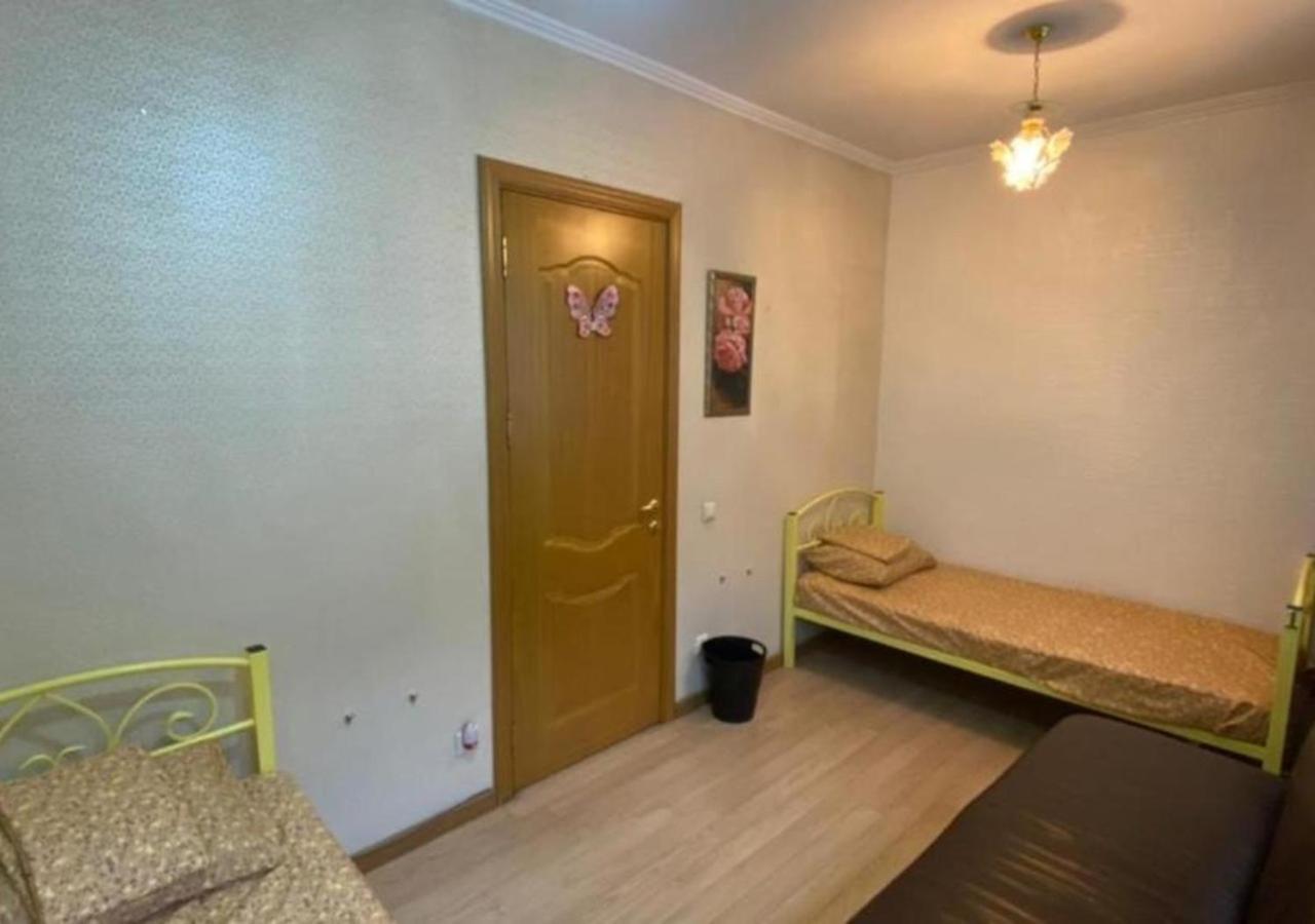 Room Hostel Dostyk Almaty Ngoại thất bức ảnh