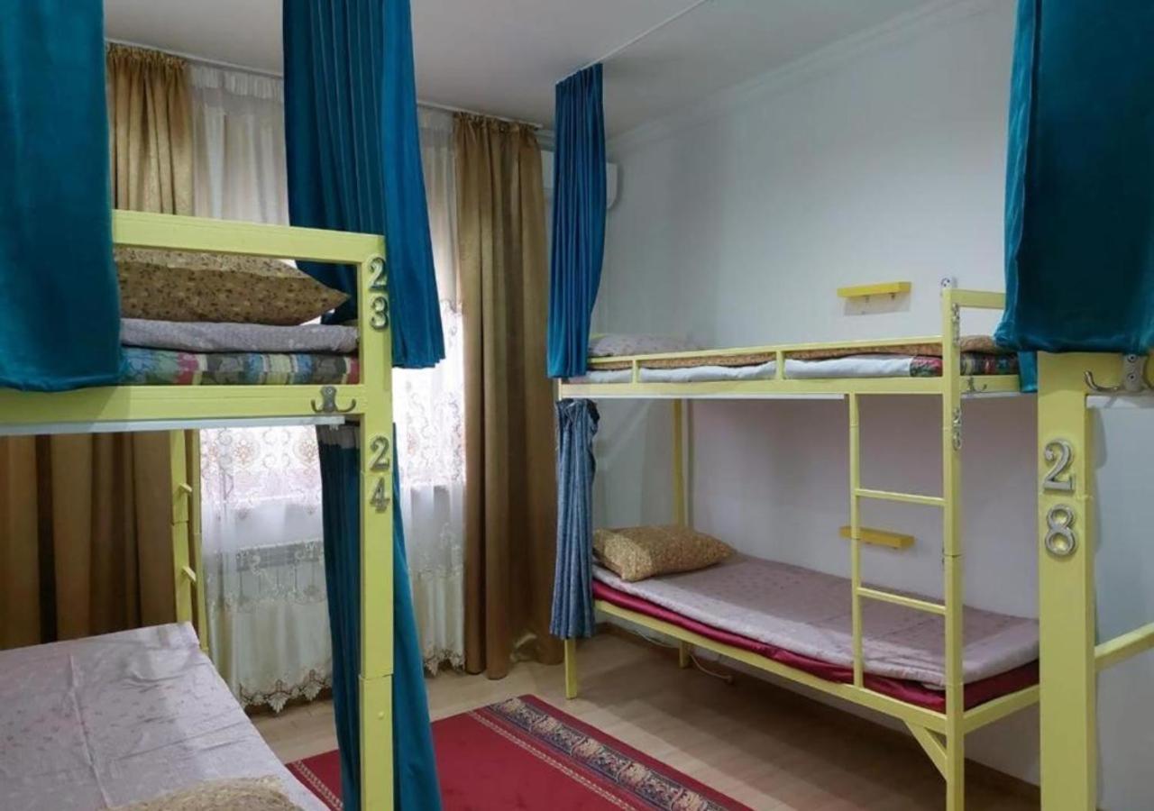 Room Hostel Dostyk Almaty Ngoại thất bức ảnh