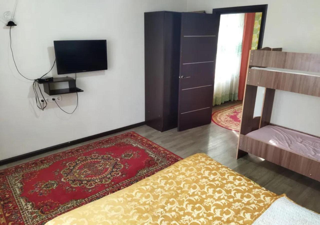 Room Hostel Dostyk Almaty Ngoại thất bức ảnh